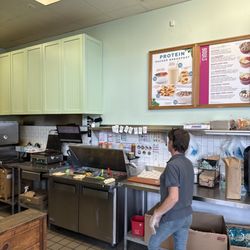 Tropical Smoothie Cafe