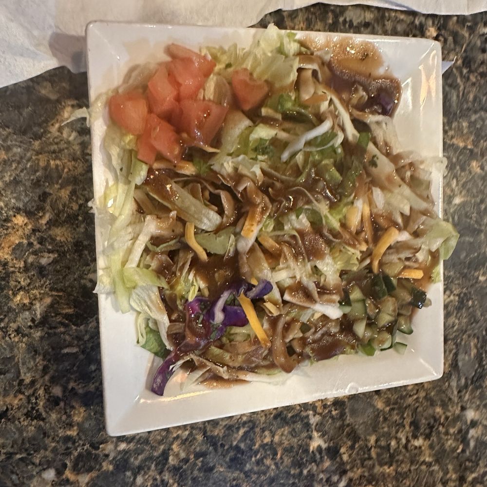 Big Tunas Kitchen and Krafts - Chef salad with balsamic salad dressing - Seafood Near Me - Lexington, South Carolina