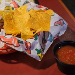 Alchile Mexican Grill & Bar - Chips & Salsa