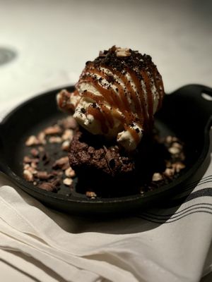 8Eleven Modern Bistro by null