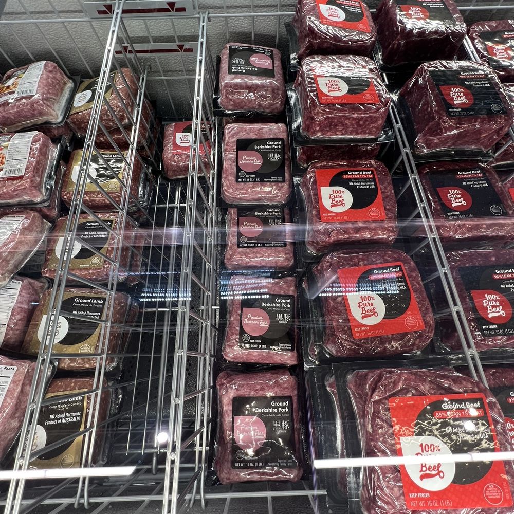 Wild Fork - a display of beef - Meat Shops Near Me - Skokie, Illinois Wild Fork - a display of beef - Meat Shops Near Me - Skokie, Illinois