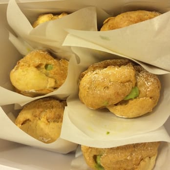 Beard Papa's Koreatown - Green tea puffs - Desserts Near Me - Los Angeles, California Beard Papa's Koreatown - Green tea puffs - Desserts Near Me - Los Angeles, California