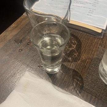Izakaya Uosan - Sake - Izakaya Near Me - Honolulu, Hawaii