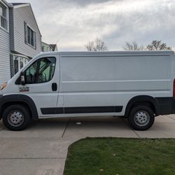 Duncan Motor Car - Other side view of my purchased van at Duncan Motors