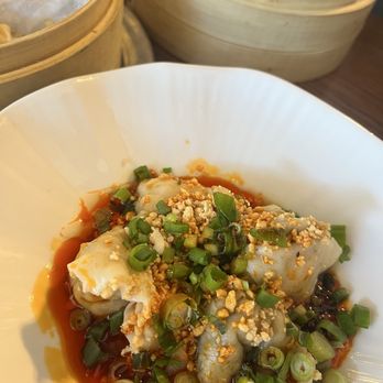 Northern Cafe - Chicken dumplings Chicken Wontons in Chili Oil 鸡肉红油抄手 (8) - Chinese Near Me - Long Beach, California