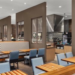 Embassy Suites by Hilton Charlotte Ayrsley - Breakfast Area