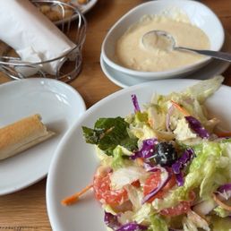 Salad, Pasta e Fagioli soup, Never Ending Dipping Sauces for Breadsticks-Alfredo Salad, Pasta e Fagioli soup, Never Ending Dipping Sauces for Breadsticks-Alfredo