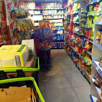 Carrefour Express - Carrefour Express Cadiz 2-8-18 (Calle Sopranis 1) - Grocery Near Me - Cádiz, California