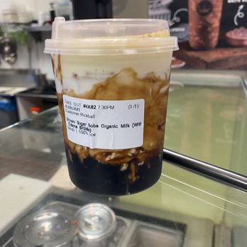 Royaltea USA - Brown Sugar Boba Organic Milk (With Crme Brle) (SM) - Bubble Tea Near Me - Fremont, California Royaltea USA - Brown Sugar Boba Organic Milk (With Crme Brle) (SM) - Bubble Tea Near Me - Fremont, California