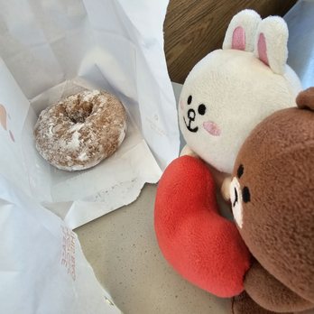 Dunkin' - We got the last Powdered Sugar Donut! - Donuts Near Me - Honolulu, Hawaii Dunkin' - We got the last Powdered Sugar Donut! - Donuts Near Me - Honolulu, Hawaii