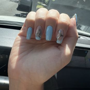 MOI Nails By Spring - Gel Nails with chrome design on two of the nails. Done by boy Travis! - Nail Salons Near Me - Los Angeles, California