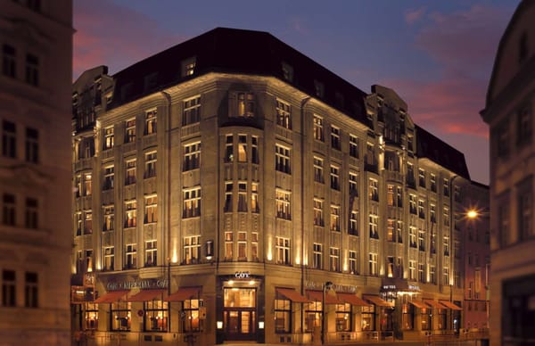 Art Deco Imperial Hotel by null