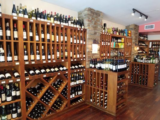 Vintage Harlem Wine & Spirits by null