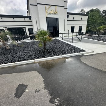 Katch Kitchen & Cocktails - Bars Near Me - Tucker, Georgia Katch Kitchen & Cocktails - Bars Near Me - Tucker, Georgia