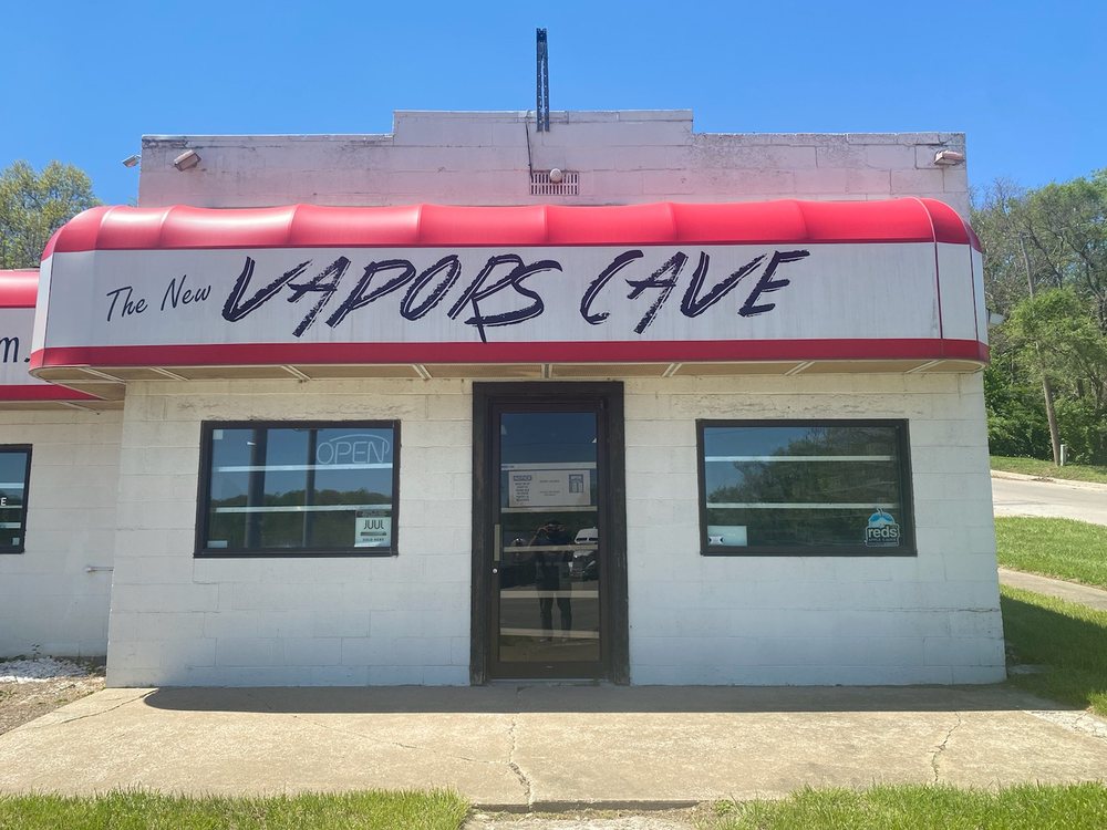 NEW VAPORS CAVE Updated September 2024 1900 S 4th St, Leavenworth
