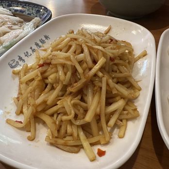 Lee's Kitchen - Bamboo shoots in chili oil - Noodles Near Me - Redmond, Washington Lee's Kitchen - Bamboo shoots in chili oil - Noodles Near Me - Redmond, Washington