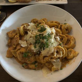Bambino’s Vallejo - Tortellini with creamy bolognese - Italian Near Me - Vallejo, California Bambino’s Vallejo - Tortellini with creamy bolognese - Italian Near Me - Vallejo, California