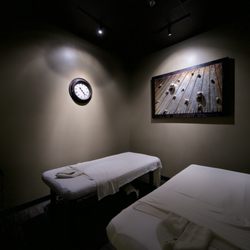 Happy Head Foot Reflexology and Massage - Bonita - Couple's Massage