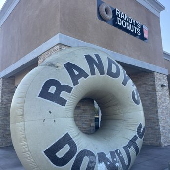 Randy's Donuts - Donuts Near Me - Riverside, California