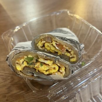 Grizzly Coffee - Desi Omelette - Cafes Near Me - Brooklyn, New York