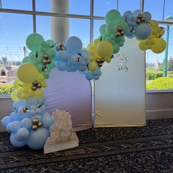 N&R Big Dream Creations - Balloon Services Near Me
