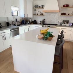 EH Construction - Full kitchen view
