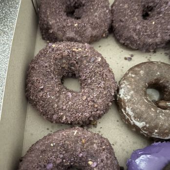 Donuts & Yogurt - Ube with toasted coconut - Ice Cream & Frozen Yogurt Near Me - Tracy, California