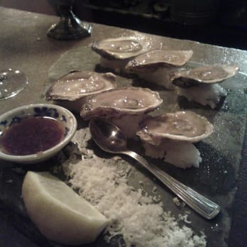 416 Snack Bar - Oysters - Tapas/Small Plates Near Me - Toronto, Ontario