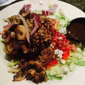 Slatts Pub - Watching my girlish figure!  No carb burger - American Near Me - Cincinnati, Ohio