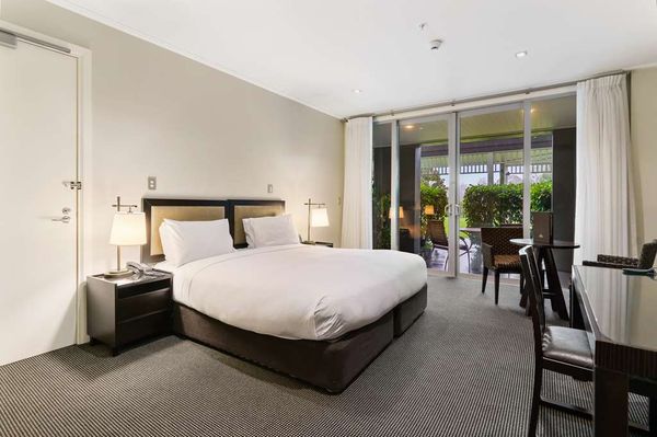 Hilton Lake Taupo by null