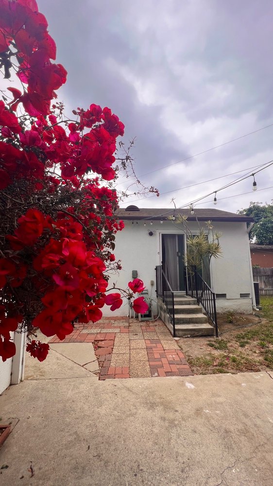 Slide of Terrazas Roofing