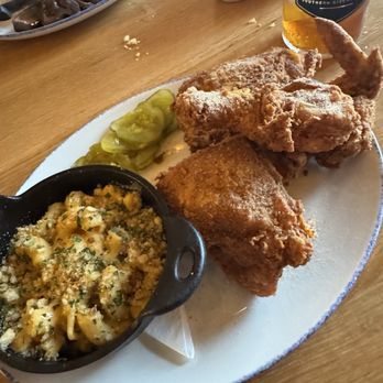 Tupelo Honey - Original fried chicken with mac & cheese - New American Near Me - Lenexa, Kansas