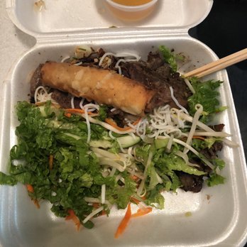 Da Lat Quan - Here's their extra noodles and meat on their special noodle bowl. - Vietnamese Near Me - Seattle, Washington Da Lat Quan - Here's their extra noodles and meat on their special noodle bowl. - Vietnamese Near Me - Seattle, Washington