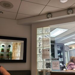 Beach Cities Dermatology - Waiting area