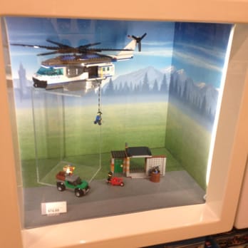 Lego Store - Toy Stores Near Me - Schaumburg, Illinois