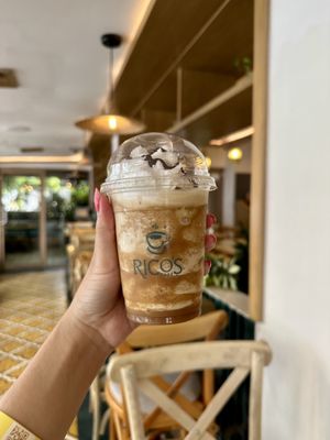 Rico’s Café - Zona Dorada by null