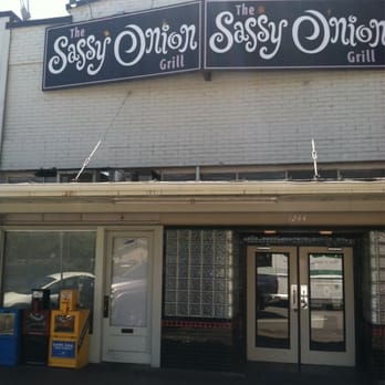 Sassy Onion State Street - Front of the resutraunt - Breakfast & Brunch Near Me - Salem, Oregon