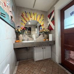 Rockhouse Coffee - Bathroom
