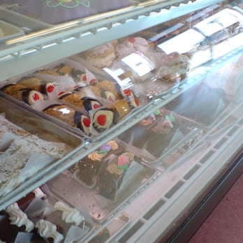 Mazzetti's Bakery - Treats - Bakeries Near Me - Pacifica, California