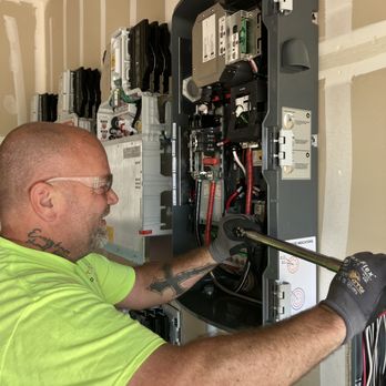 MAD Energy NW - MAD Energy NW Crew at work. - Electricians Near Me - Auburn, Washington MAD Energy NW - MAD Energy NW Crew at work. - Electricians Near Me - Auburn, Washington