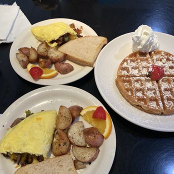 Sweet E's Cafe - 11.15.25 at Sweet E's cafe - Cafes Near Me - Honolulu, Hawaii Sweet E's Cafe - 11.15.25 at Sweet E's cafe - Cafes Near Me - Honolulu, Hawaii