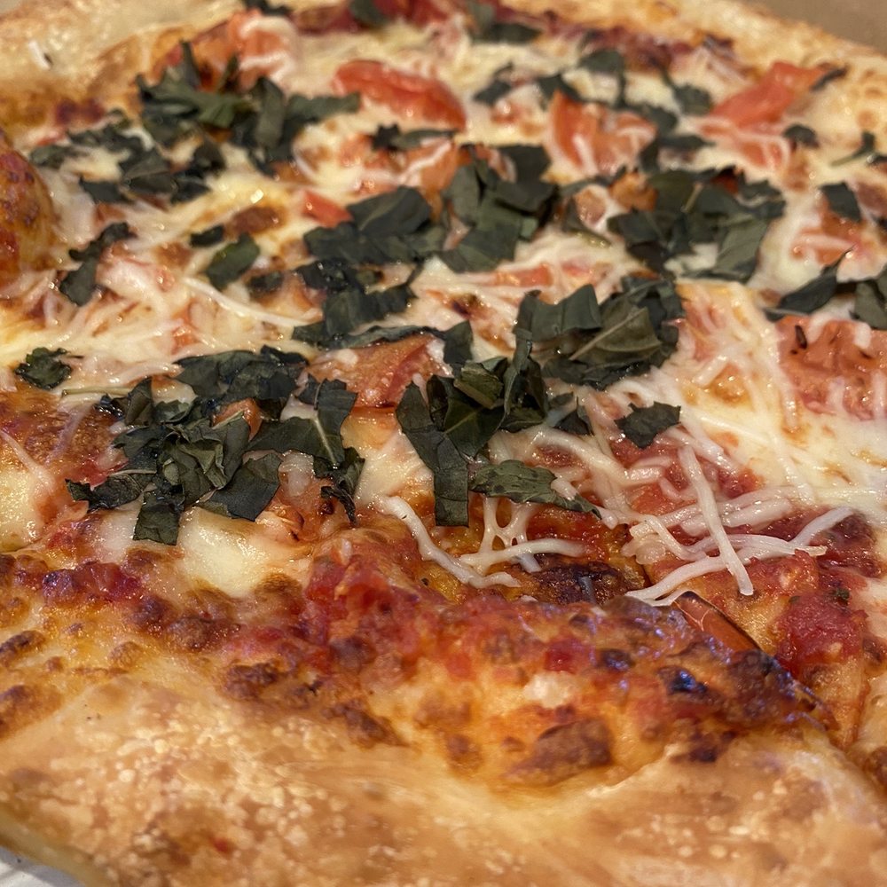 Castello Pizza and Pasta - Margherita Pizza - Pizza Near Me - Seattle, Washington Castello Pizza and Pasta - Margherita Pizza - Pizza Near Me - Seattle, Washington