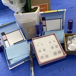 Smarty’s Daily Deal Bin