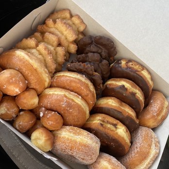 Tommy's Doughnuts - Some of our favorites - Donuts Near Me - Hayward, California Tommy's Doughnuts - Some of our favorites - Donuts Near Me - Hayward, California