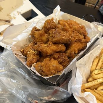 bb.q Chicken Gardena - honey garlic wings & fries - Chicken Wings Near Me - Gardena, California