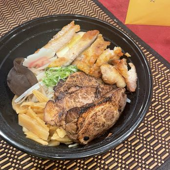 Fuki Ramen And Sushi - Tonkotsu Ramen - Ramen Near Me - Philadelphia, Pennsylvania Fuki Ramen And Sushi - Tonkotsu Ramen - Ramen Near Me - Philadelphia, Pennsylvania