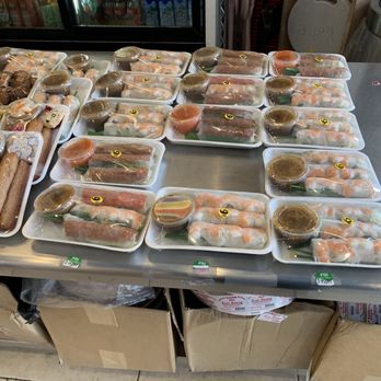 Kim Huong - Spring rolls (May 2025) - Desserts Near Me - Westminster, California Kim Huong - Spring rolls (May 2025) - Desserts Near Me - Westminster, California
