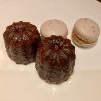 Manhatta - Petit Fours - New American Near Me - New York, New York Manhatta - Petit Fours - New American Near Me - New York, New York