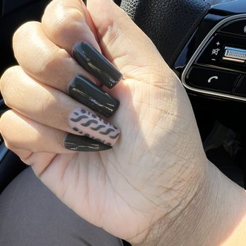 Domain Nail Bar and Salon Studios - Hair Salons Near Me - Houston, Texas