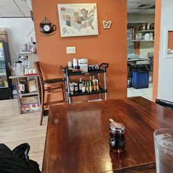 Sunrise Restaurant - Dining area